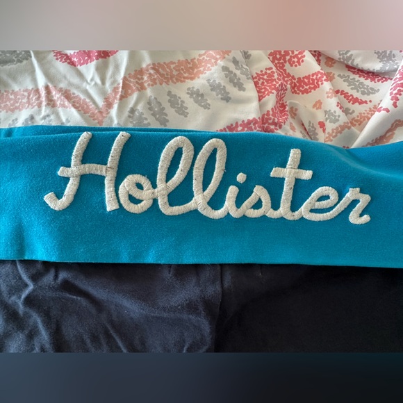 Hollister women’s blue leggings - Picture 4 of 5